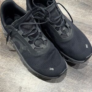 On Running Womens Black Athletic Shoes